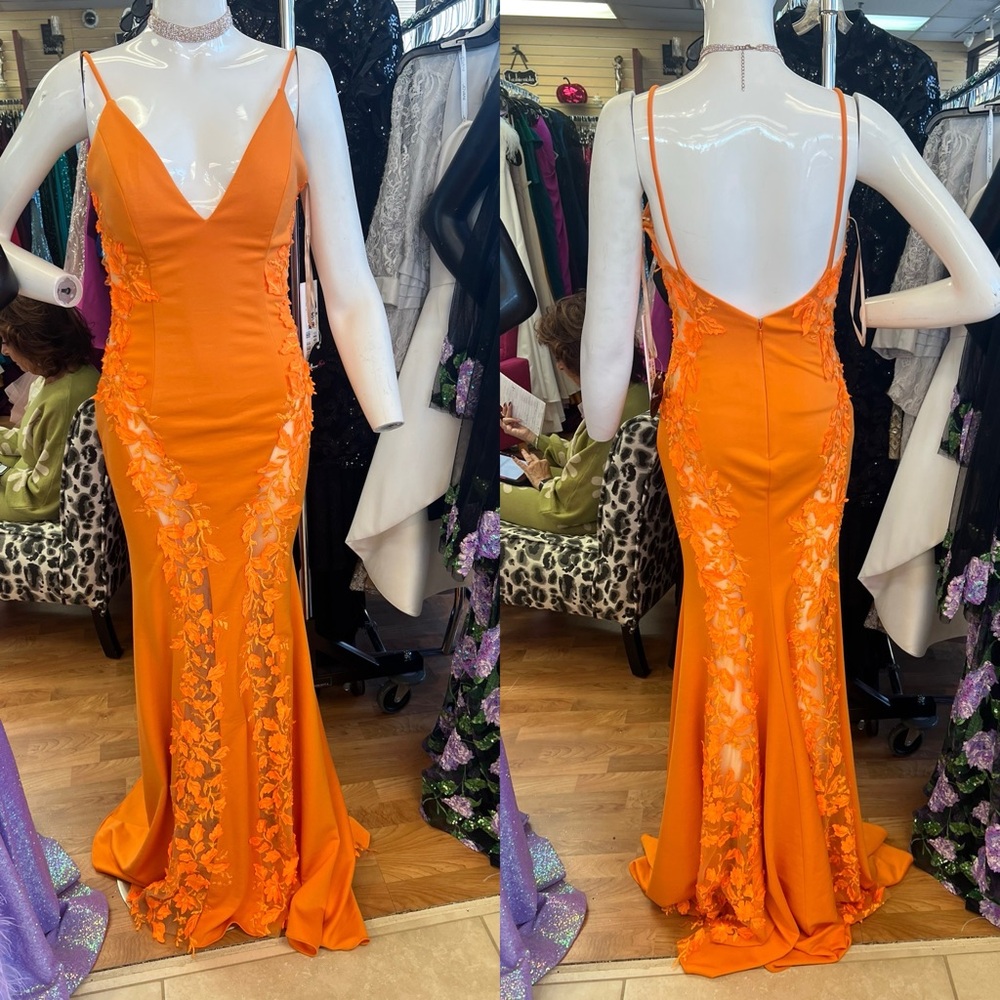Jovani 07296 orange size 4 fitted dress with flowers
